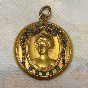 Victorian Locket - Pandent!
